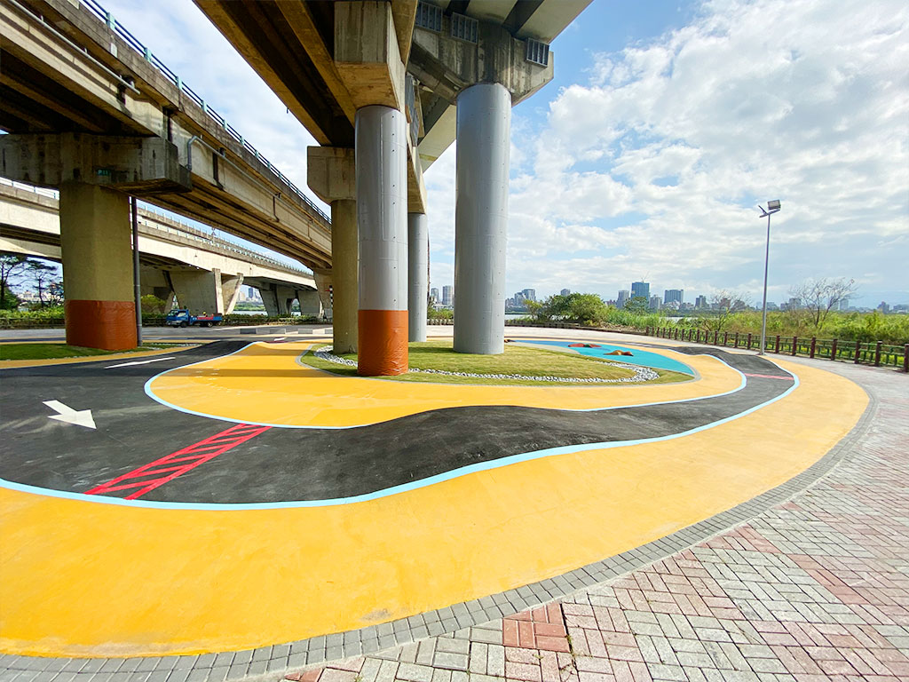 三重鴨鴨公園現場照片