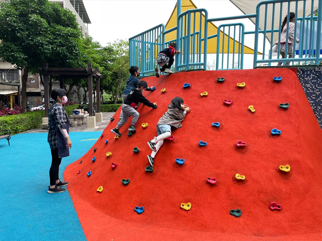 八里片仔溝公園現場照片