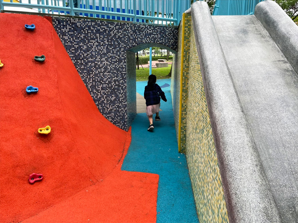 八里片仔溝公園照片