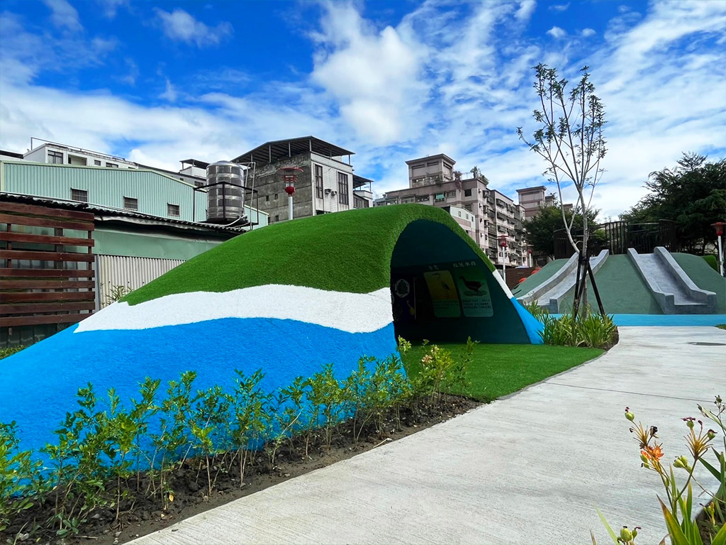 蘆洲兒五樓厝公園照片