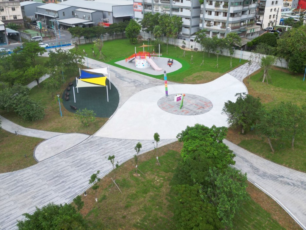 八里文昌公園照片