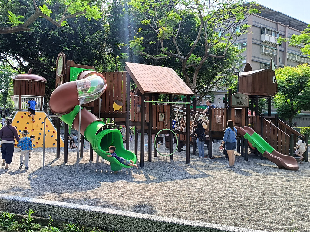 蘆洲中原公園照片