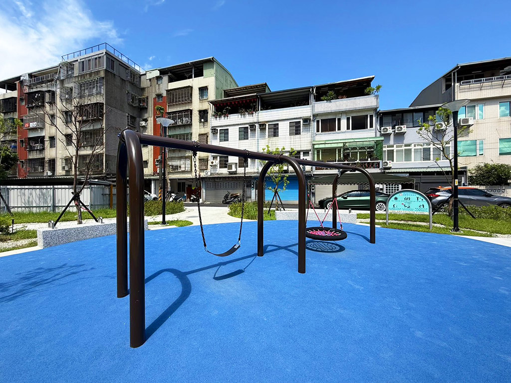 泰山憲訓公園照片