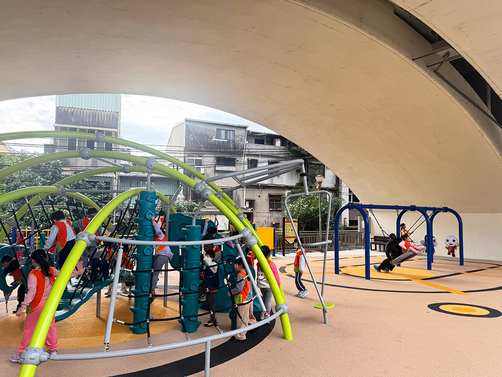 汐止保長安橋下空間現場照片