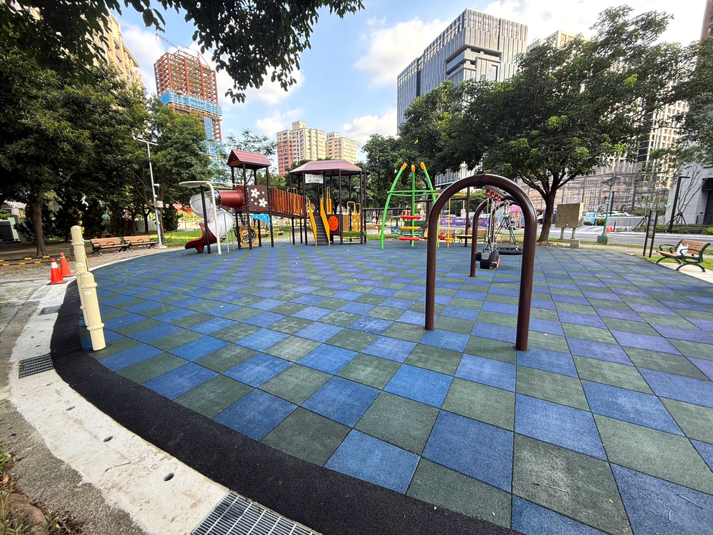 板橋華江123木頭園遊戲場現場照片
